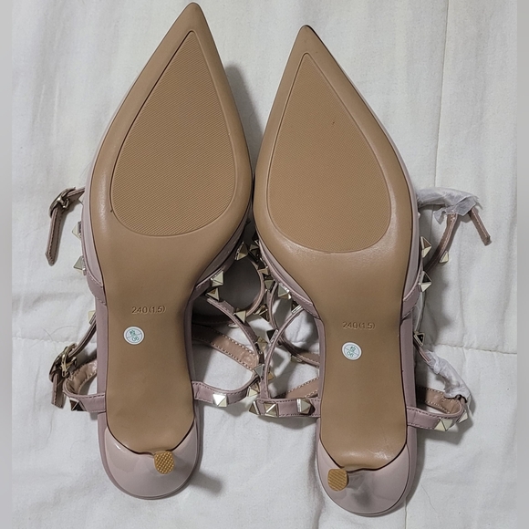 VETAALENO Women's Studded Pumps Pointed Toe -  7 US - Picture 7 of 9